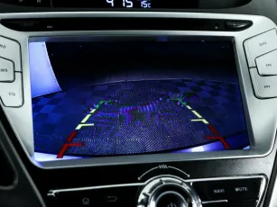 Hyundai  12