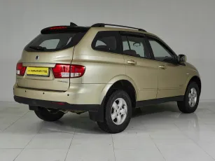 SsangYong  4