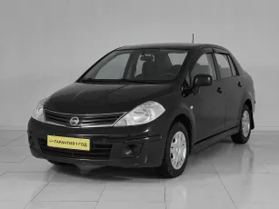 Nissan Tiida,  I Рестайлинг