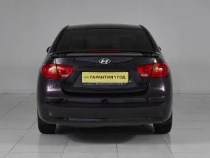 Hyundai  6