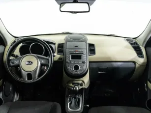 Kia  6