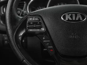 Kia  11