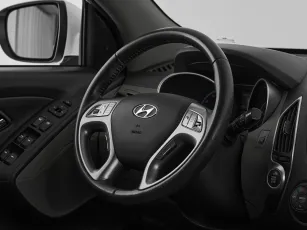 Hyundai  11