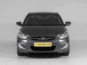 Hyundai  2