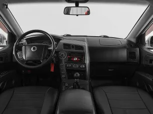 SsangYong  8