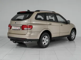 SsangYong  6