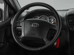 Kia  10