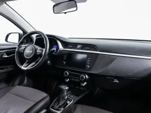 Kia  7