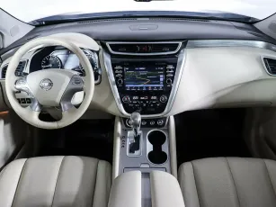 Nissan  11