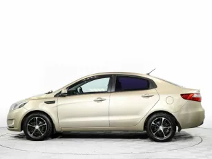 Kia  3