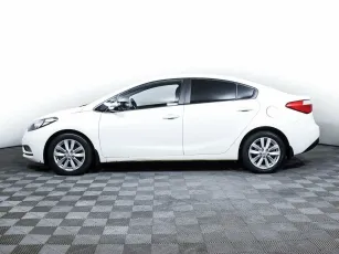 Kia  3