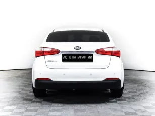 Kia  6