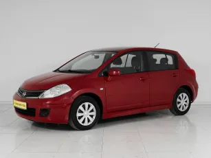 Nissan Tiida,  I Рестайлинг