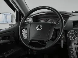 SsangYong  10