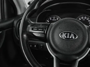 Kia  11