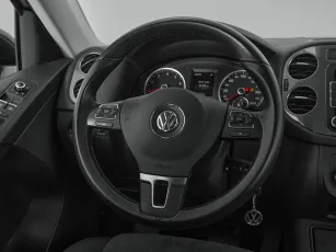 Volkswagen  9