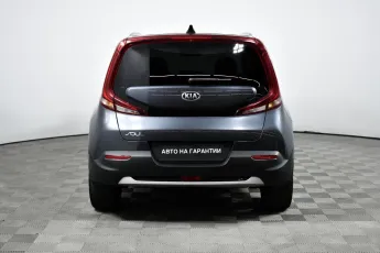 Kia  5
