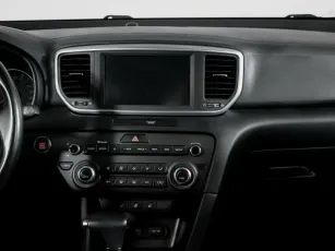 Kia  9