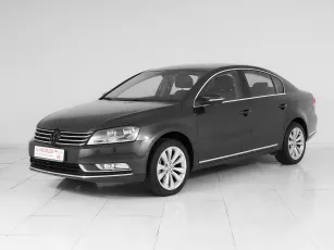 Volkswagen Passat,  B7