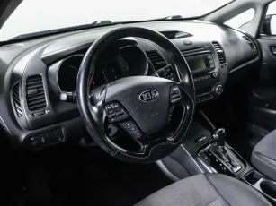 Kia  7