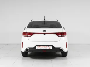 Kia  5