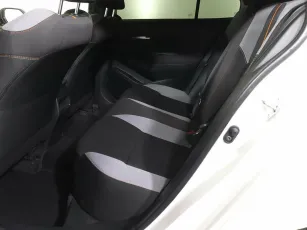 Toyota  12