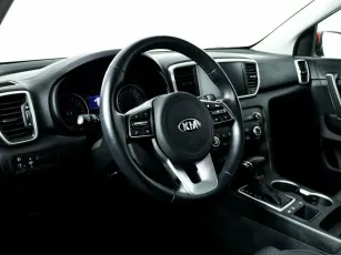 Kia  9