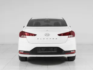 Hyundai  5