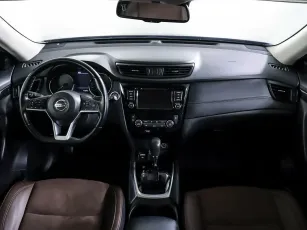 Nissan  9