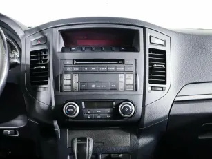 Mitsubishi  10