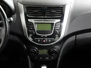 Hyundai  8