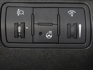 Hyundai  9