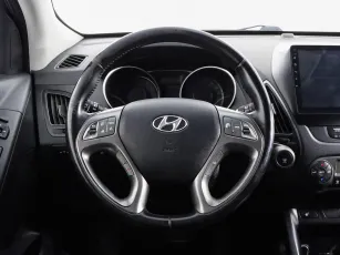 Hyundai  9
