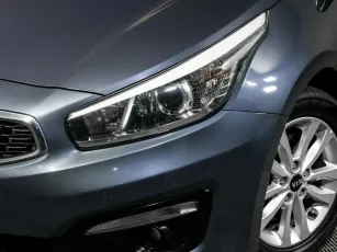 Kia  7