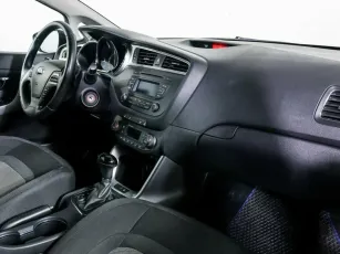 Kia  9