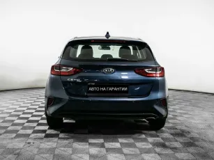Kia  4