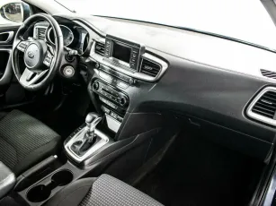 Kia  5