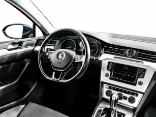 Volkswagen  5