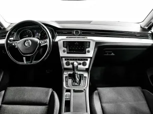 Volkswagen  6