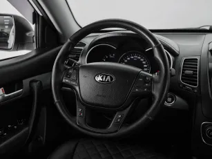 Kia  10