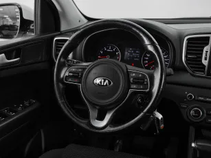 Kia  10