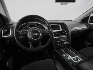 Audi  7