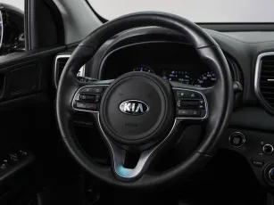 Kia  18