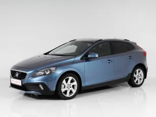 Volvo V40,  II