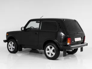 Lada (ВАЗ)  4