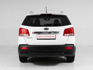 Kia  6