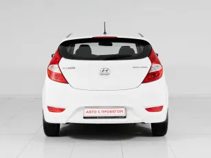 Hyundai  6