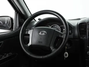 Kia  13
