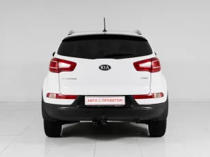 Kia  6