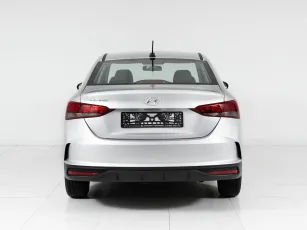 Hyundai  6